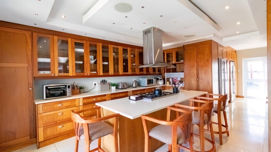 5 Bedroom Property for Sale in Gonubie Eastern Cape